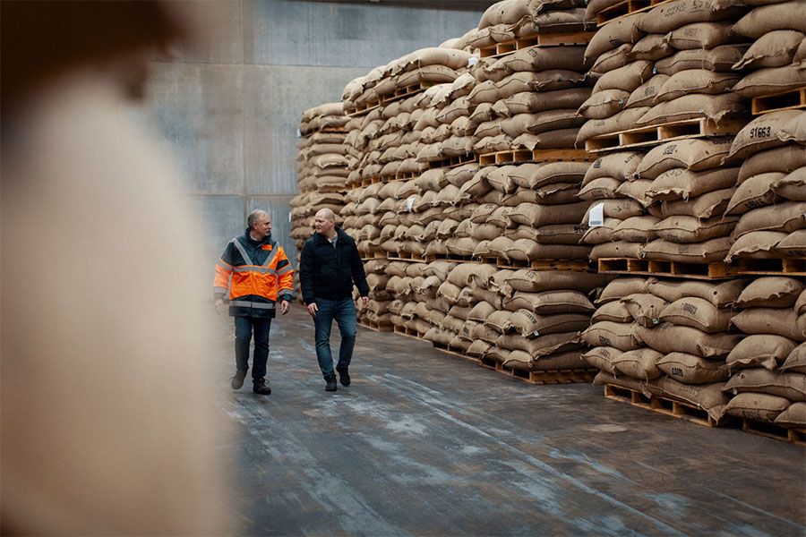 Trace back the cocoa bean - Antwerp port warehouse Callebaut