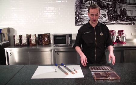 Embedded thumbnail for Tempering - How to remedy undercrystallised chocolate